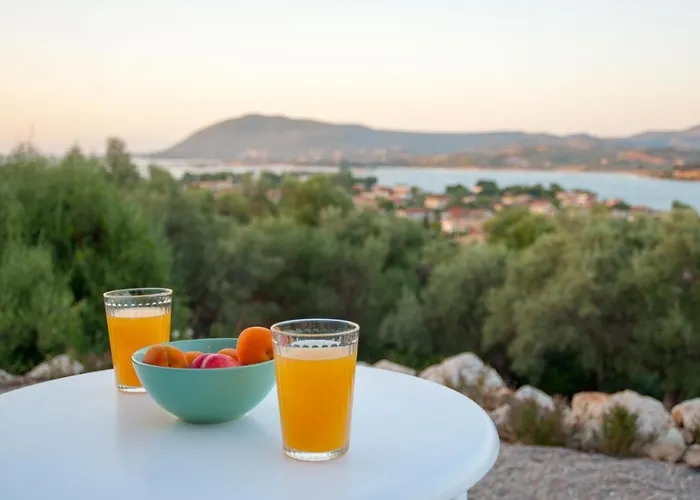 Semesterbostad Laura_sea View_house Katouna